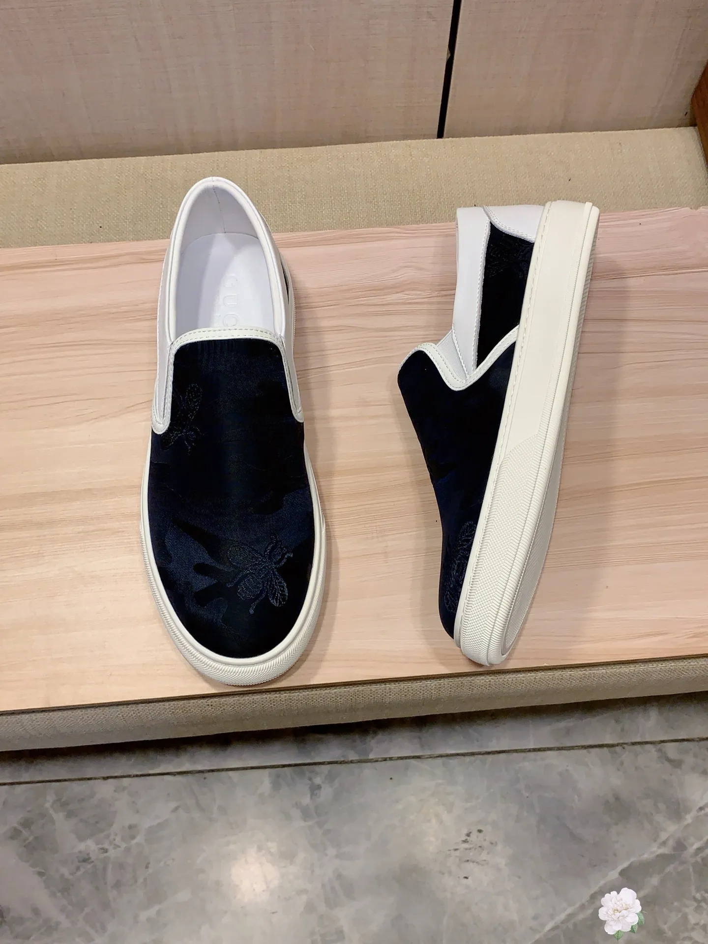 Men's men's shoes💰360💰💰🎩🎩[Lightning][Lightning] "Gucci*" The latest and most popular casual shoes, top brands [seduce] luxury~purchase, top~quality. [Strong] The upper is made of imported breathable cowhide with material ➕ breathable sheepskin lining (•) and fine workmanship. The original stylish and stylish soft rubber wear-resistant and non-slip outsole is light and comfortable on the feet. The real thing looks better when photographed in real life. No. 2661: Code: 38-44, 45 can be customized, 3️⃣ colors are available